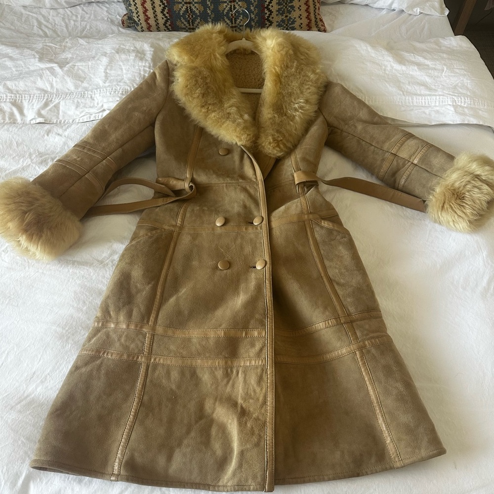 Penny Lane French Shearling Fur Vintage Suede Trench Coat with Leather Belt - Picture 5 of 16